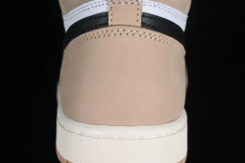 All Categories Air Jordan Jordan Series Basketball Shoes Air Jordan 1 High Air Jordan 1 High OG "Latte" AJ1 Joe 1 Latte Coffee Small Fresh Color High Top Basketball Shoes FD2596-021